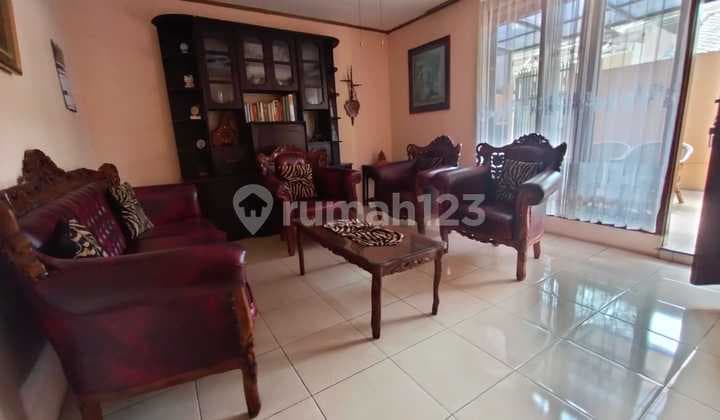 Rumah Terawat Ada Dak Untuk Jemuran di Margaasih Permai