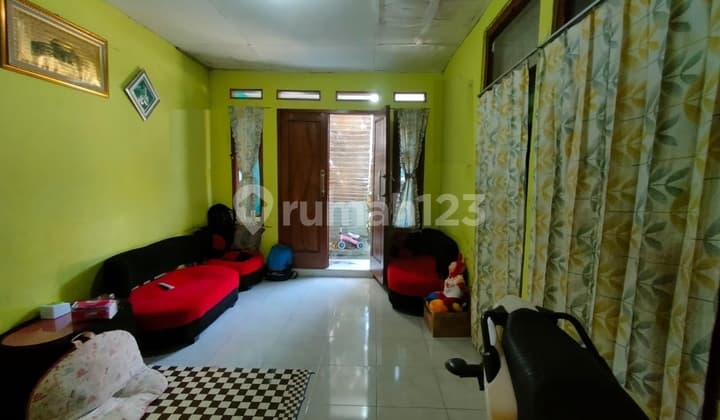 Rumah Akses Jalan Lebar 2 Mobil di Margaasih Permai