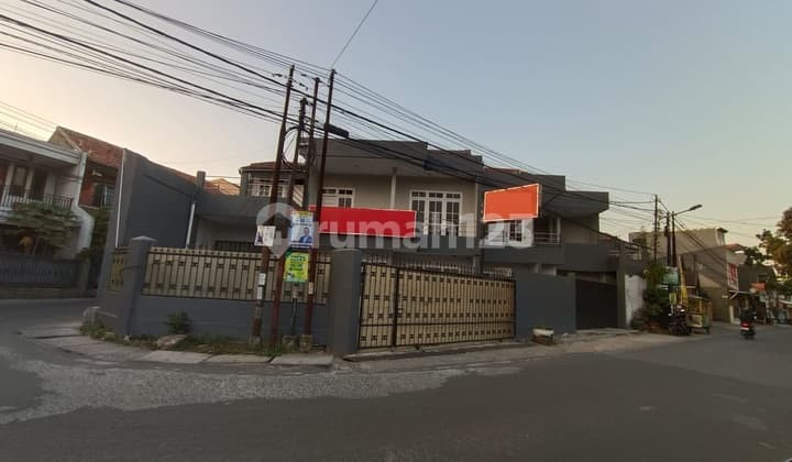 Ruko Hook 2 Lantai Cocok Untuk Usaha di Gunung Batu