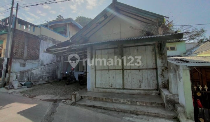 Rumah Lebar Jalan 2 Mobil di Padakasih Cimahi