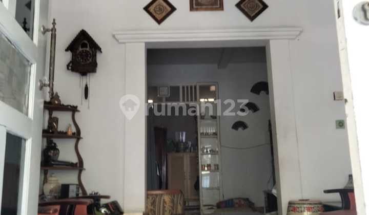 Rumah Terawat Jamin Nyaman di Margahayu Raya