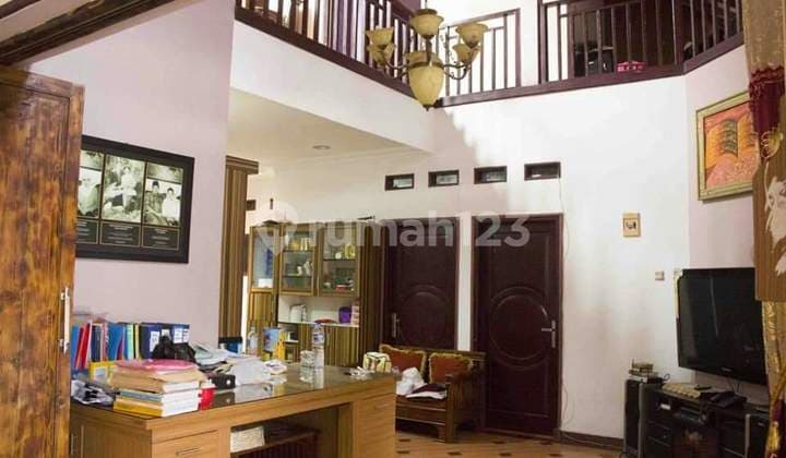 Rumah Bangunan Terawat di Griya Bandung Asri