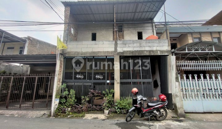 Rumah Tengah Kota Bandung Dekat Mall King di Pasundan