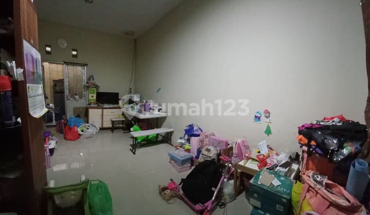 Rumah Terawat Nyaman Dihuni di Ciwastra