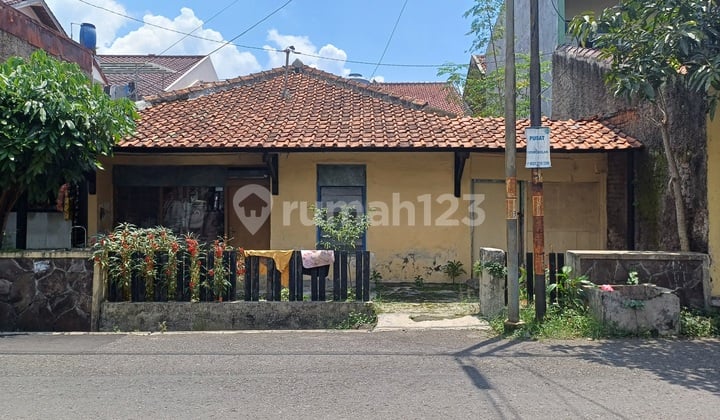 Tanah Lokasi Strategis Dekat ke Pusat Perbelanjaan di Margahayu Raya