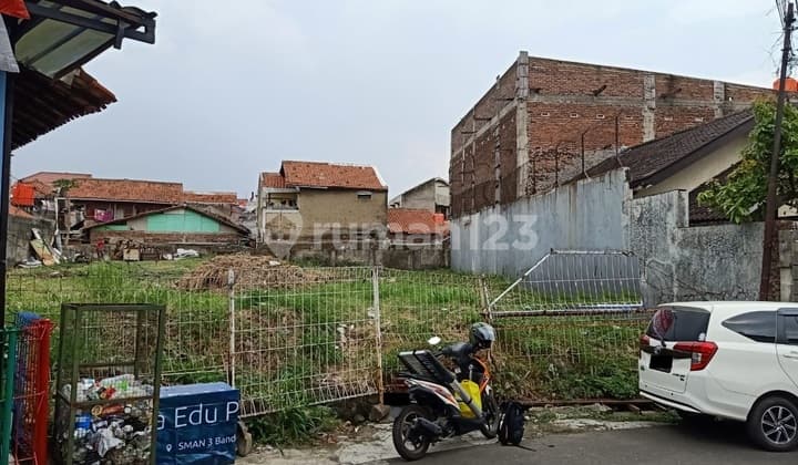 Tanah Berada di Komplek Lokasi Strategis di Cijerah