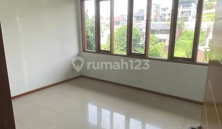 Rarely Available for Rent Minimalist House Setra Duta Hegar