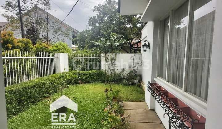 Rumah Bagus di Tengah Kota Siap Huni di Sayap Jl Laswi