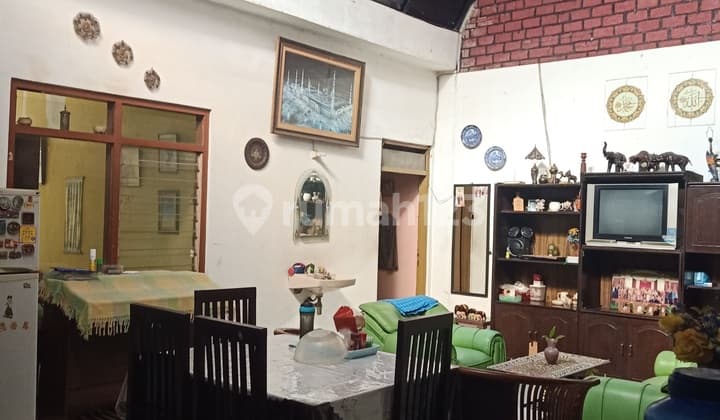 Rumah Bagus Unfurnished SHM di Golf Barat Arcamanik, Bandung