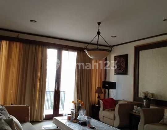 Dijual Rumah Villa di Dago Pakar Bnadung