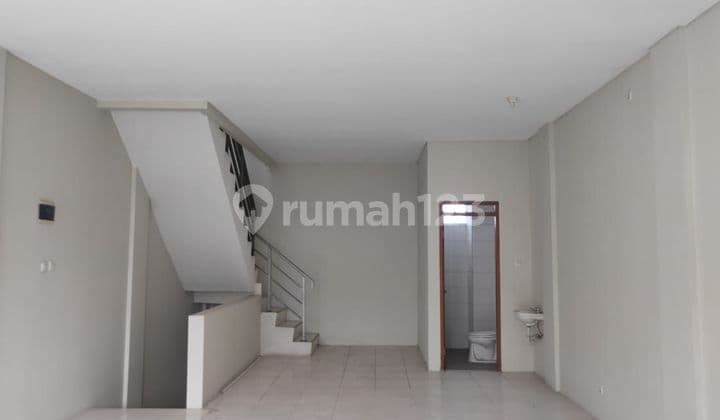 Dijual Ruko Rajawali SHM Bagus 3 Lantai Siap Pakai
