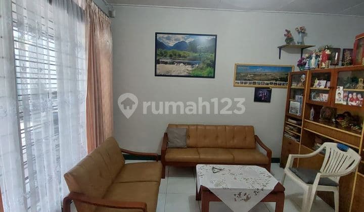 Rumah Bagus Dikawasan Elit Hegarmanah Bandung