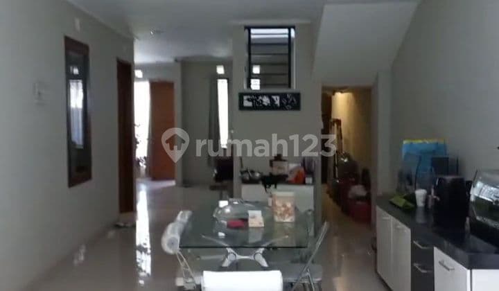 Rumah Kontrakan Shm Bagus Di Setraduta Bandung