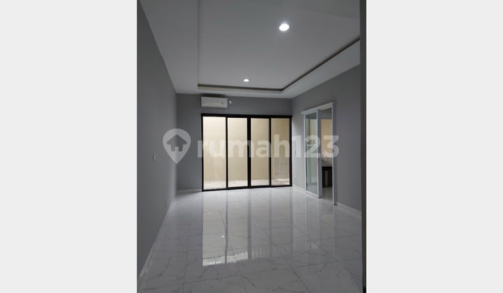 Disewa Cepat! Rumah Cluster Thames Jgc - Sudah Renovasi & Siap Huni "Hanya 51 Juta/Tahun" 028