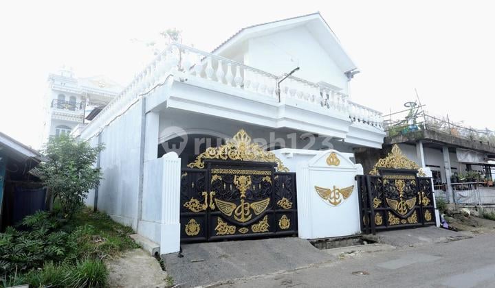 Dijual Villa Uly Nyaman untuk Keluarga Siap Huni dengan Furnitur Lengkap Dibandung! 007