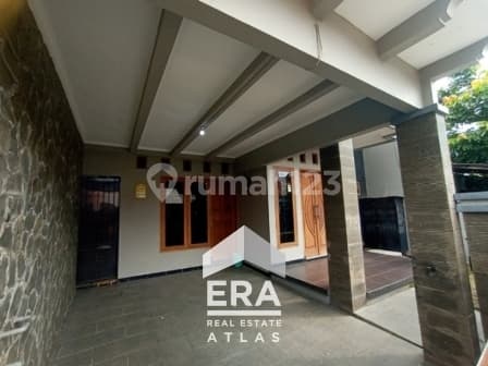 Rumah siap huni di Pusponjolo, lokasi strategis di kota Semarang