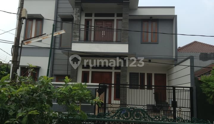 Rumah Bisa Untuk Tempat Tinggal Bisa Juga Untuk Kosan di Delta Pekayon Jaya