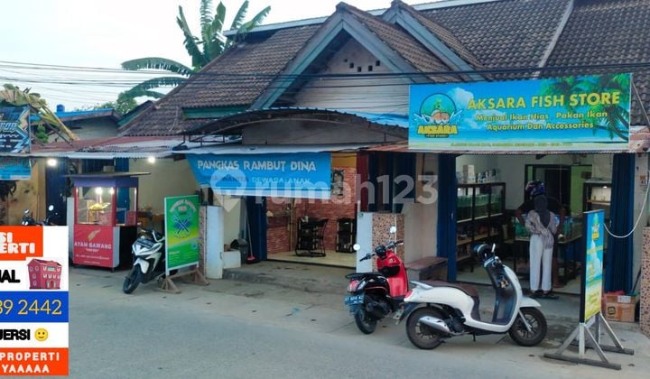 RUMAH JUAL PINGGIR JALAN COCOK UNTUK USAHA 4 PINTU RUKO SAMARINDA SEBRANG 3072