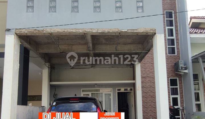 Rumah Cantik Modern Diperumahan Sirad Salman Samarinda Kota 0550