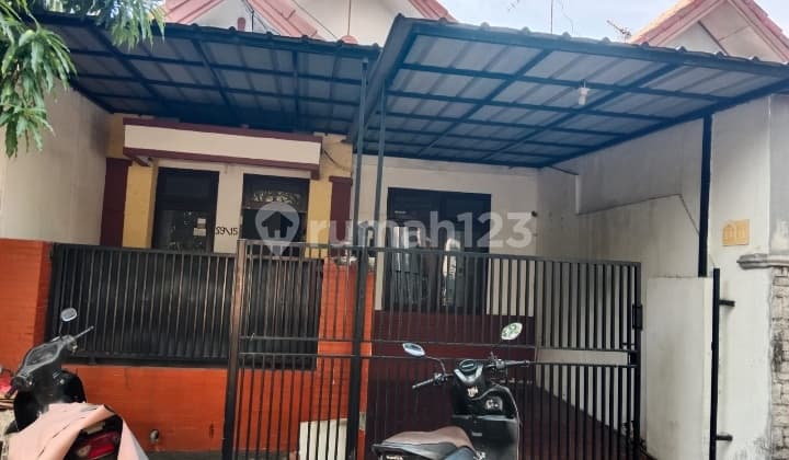 Rent a Neat 2-Bedroom House in Taman Harapan Baru Bekasi