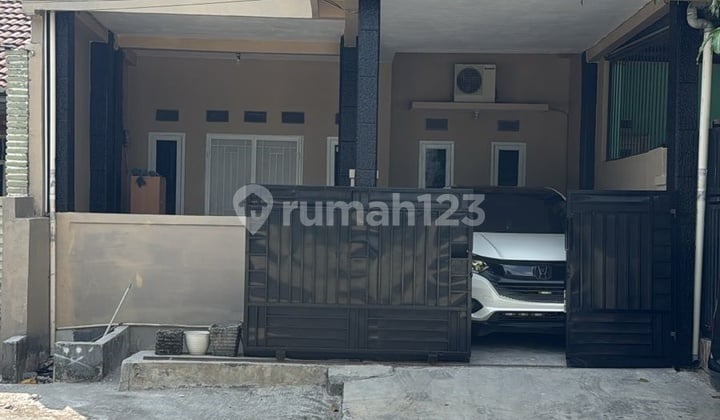Bisa KPR, Rumah, 2 Lantai, Siap Huni di Taman Harapan Baru Beaksi(D0037)