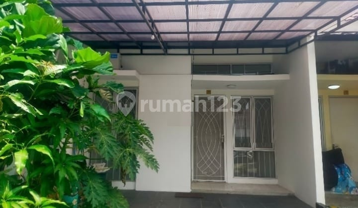 Disewakan Rumah Putih Semi Furnish Di Cluster Mgc Bekasi