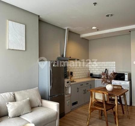 Sewa Apartemen Kemang Mansion Studio Lokasi Strategis Area Jakarta Selatan Unit Suda Renovasi Dengan Modern Furnished