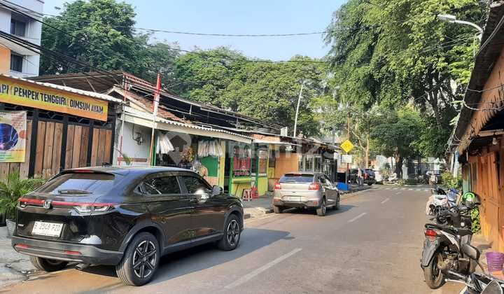 Dijual Kavling/Rumah Tua Hoek (Cikini Raya)