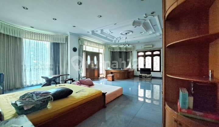 Second Hand House Behind Green Ville West Jakarta