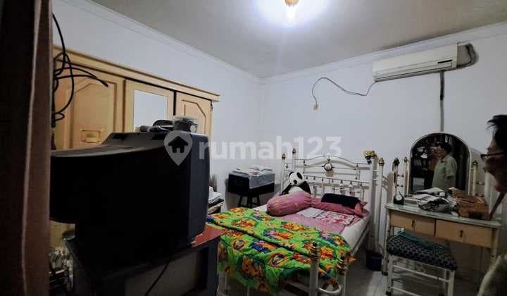 Dijual Ruma Second Lokasi Tomang Lebar Jalan 2 Mobil