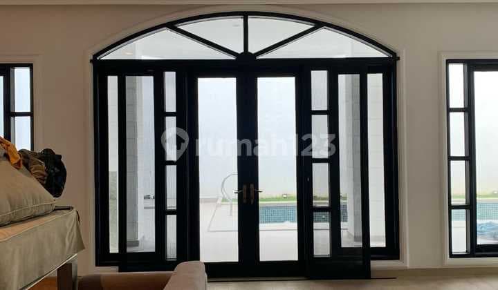 For Sale, Good Condition Second-Hand House in Permata Hijau, Rent 750 Million Per Year.