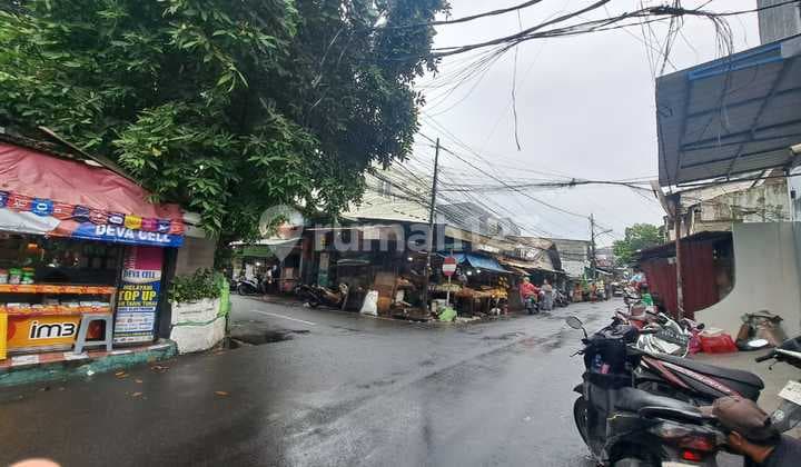 Rumah Tua Cuma Hitung Tanah Tomang Utara, Jakarta Barat