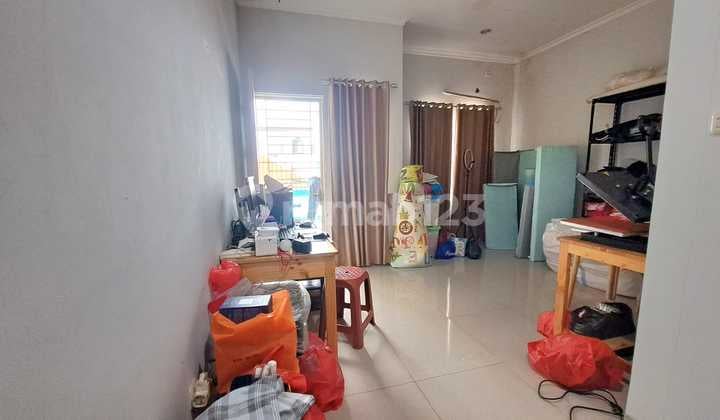 Second House Pulo Macan Tomang West Jakarta
