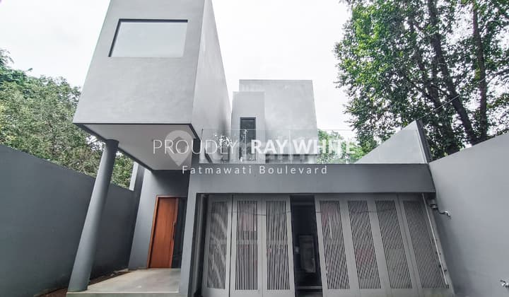 Rumah Dalam Komplek Taman Wijaya Kusuma Minimalis Modern Siap Huni