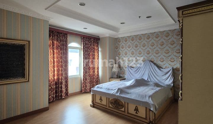 Dijual Rumah The Villas Moi Full Furnished Bagus