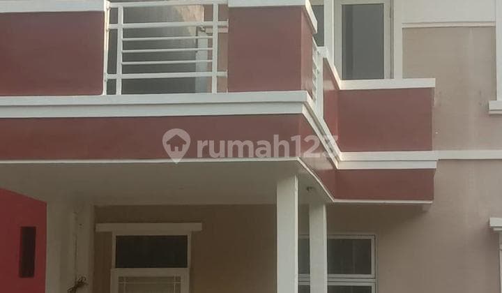 Rumah 2 Lantai di Legenda Wisata, Bogor