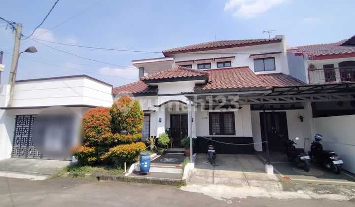 Rumah Bagus Luas Strategis dan Asri di Perumahan Beji Depok
