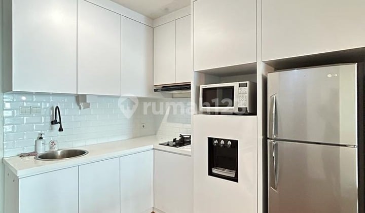 Condominium Green Bay Pluit 2BR Full Furnished View Laut dan City
