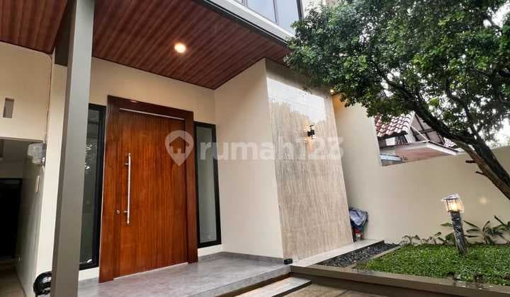 For Sale New Modern House in Villa Melati Mas Area.