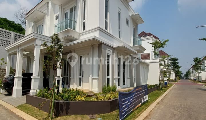 Rumah Hook Cluster Pasadena, Serpong