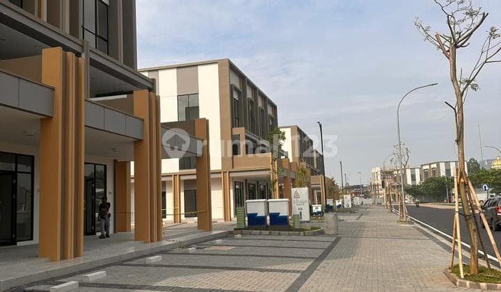 Illago Grande Tanpa Gate Parkir, Row Boulevard 20 Harga 2M-An