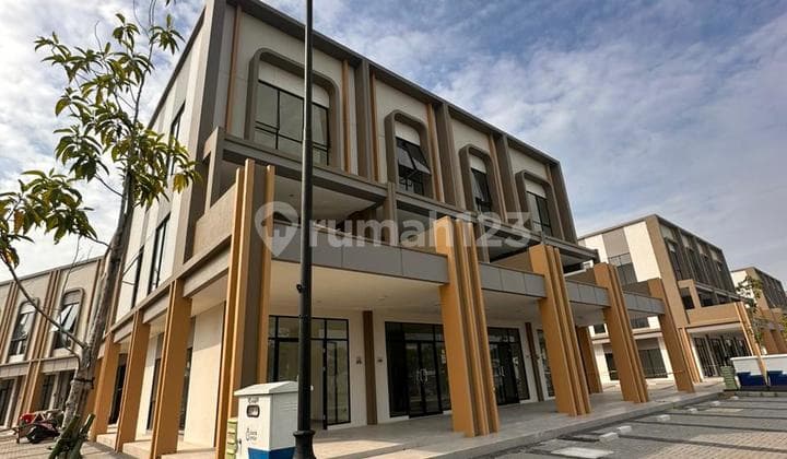 Ruko Il Lago (Sebrang Showroom Mobil Bez) Ruko Kawasan Strategis