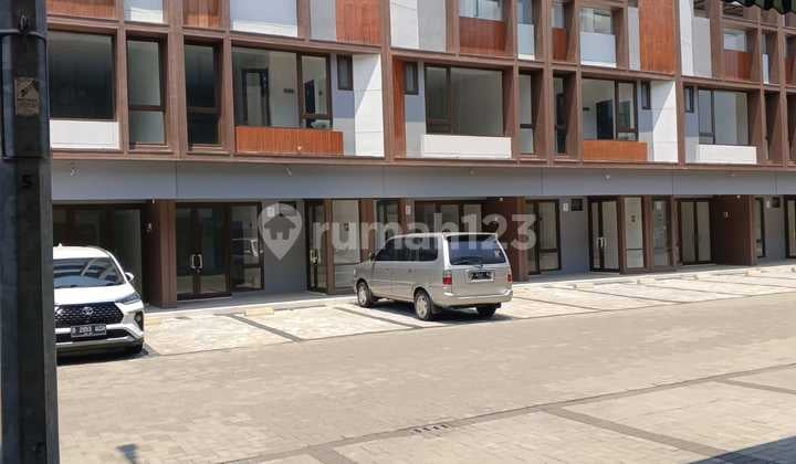Lbd Commercial 3 Lantai Strategis, Potensi Sewa Puluhan Juta