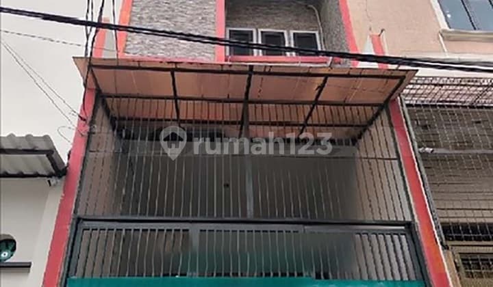 Rumah Dijual/Disewa Penjaringan, Luas 4x15 Meter, Kode :20617 Ta/Dj
