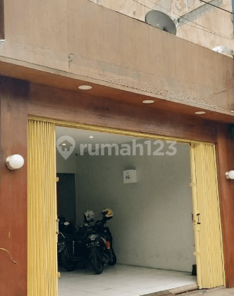 Ruko Disewa Hayam Wuruk, Strategis, Luas 5x26 Meter, Kode 21310 Wb