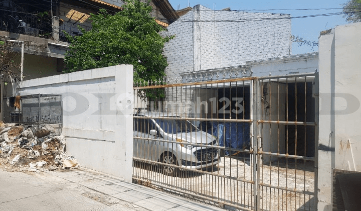 Rumah Dijual Sunter, Luas 10,5x30 Meter, Kode 19037 Ha jn