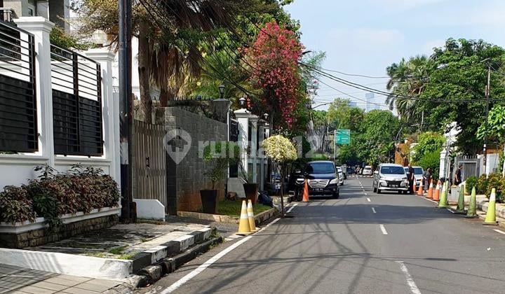 Dijual Rumah Menteng Dekat Taman Suropati