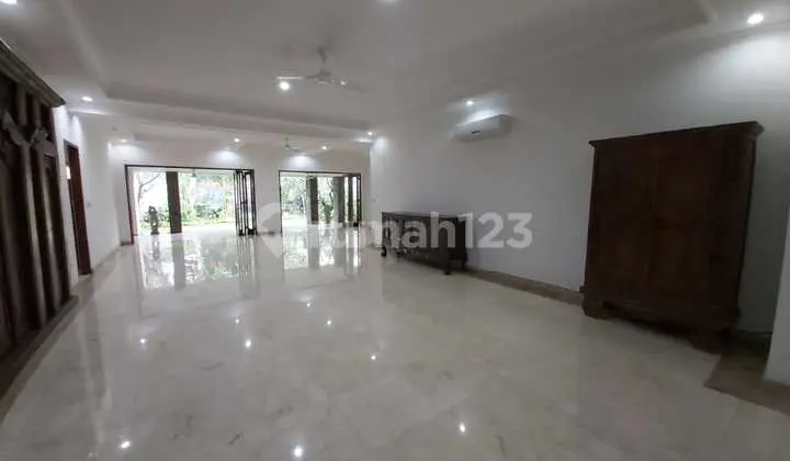 Dijual.rumah Mewah Di Cilandak ********