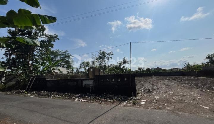 Near Bale Hinggil Kaliurang, Yogyakarta Land with SHM, Cluster Concept