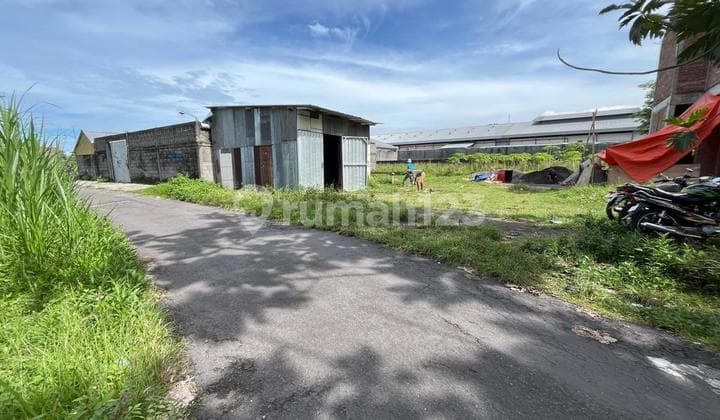 Dekat Pasar Rejodani dan Hyatt Regency, Tanah Jogja Jl Palagan